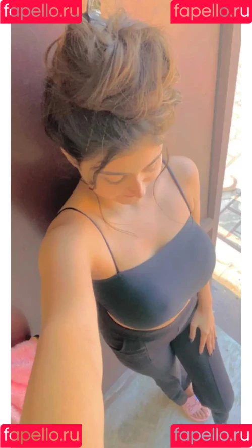 Priya Maggo Onlyfans Photo Gallery 
