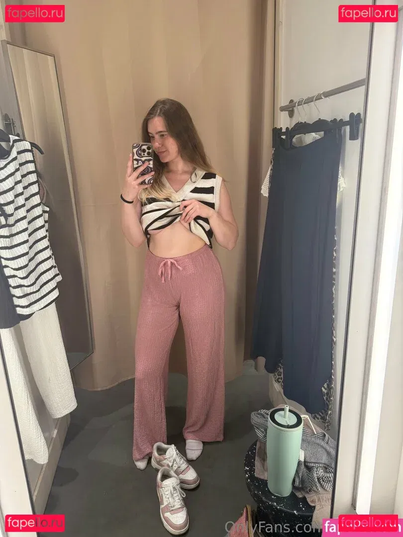 lilyluvbug Onlyfans Photo Gallery 