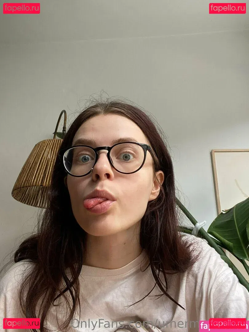 umermaidskiss Onlyfans Photo Gallery 