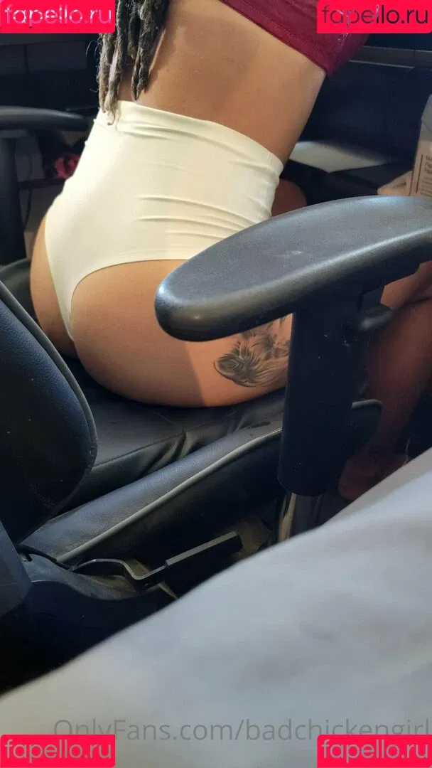 BadChickenGirl Onlyfans Photo Gallery 