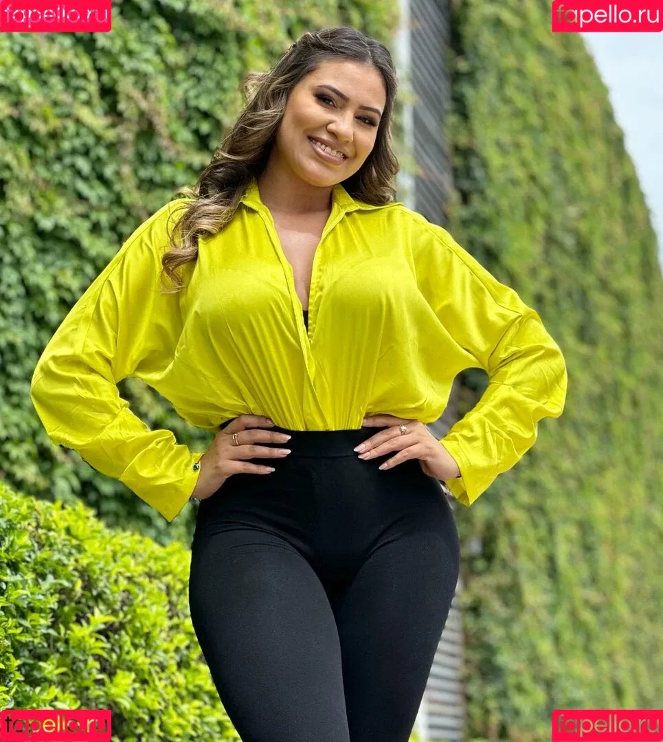 Alejandra Rubio Onlyfans Photo Gallery 