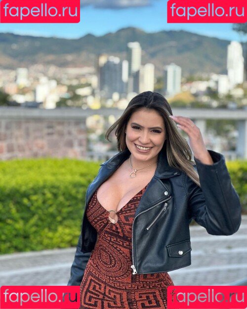 Alejandra Rubio Onlyfans Photo Gallery 