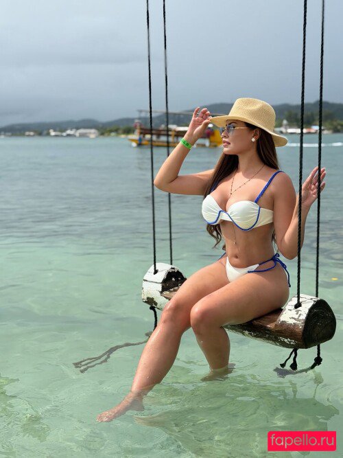 Alejandra Rubio Onlyfans Photo Gallery 