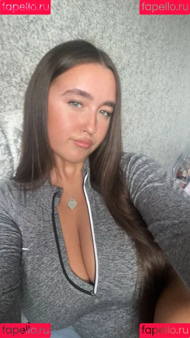 Poppy R Onlyfans Photo Gallery 