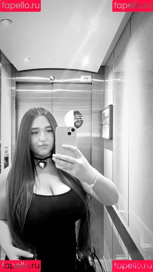 Poppy R Onlyfans Photo Gallery 
