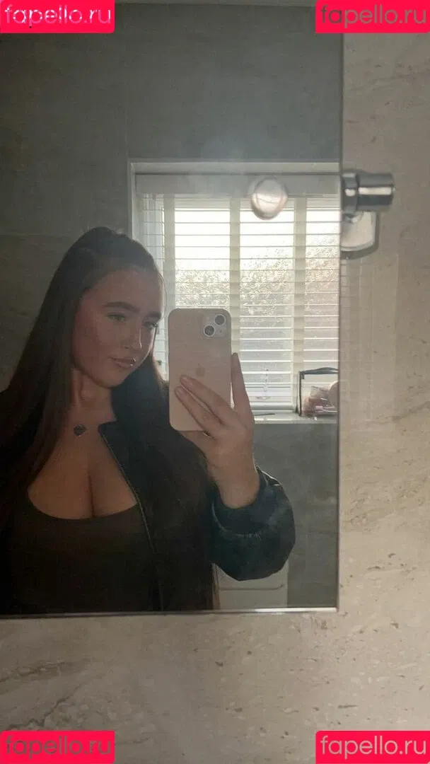 Poppy R Onlyfans Photo Gallery 