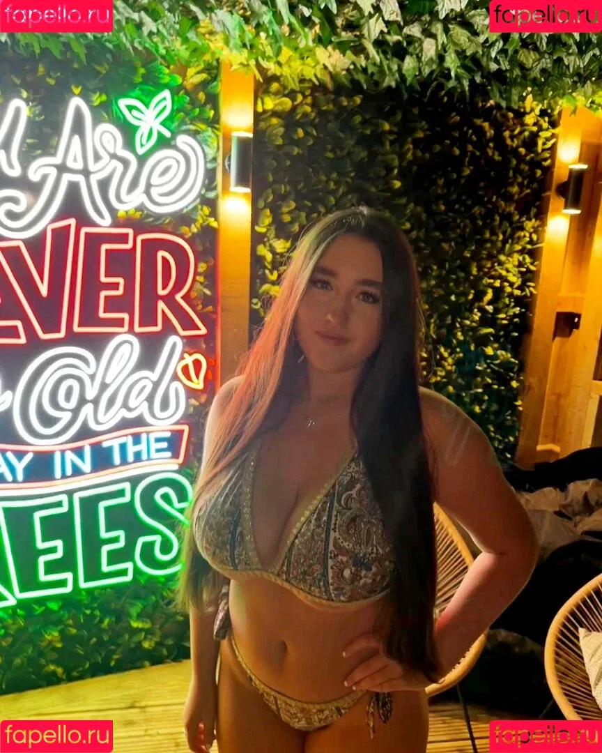 Poppy R Onlyfans Photo Gallery 