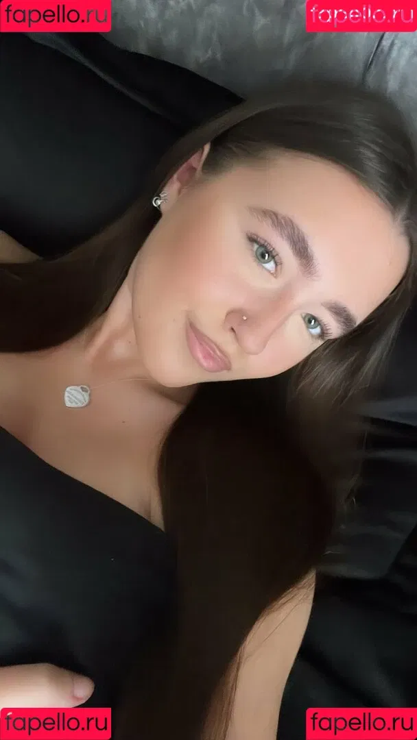 Poppy R Onlyfans Photo Gallery 