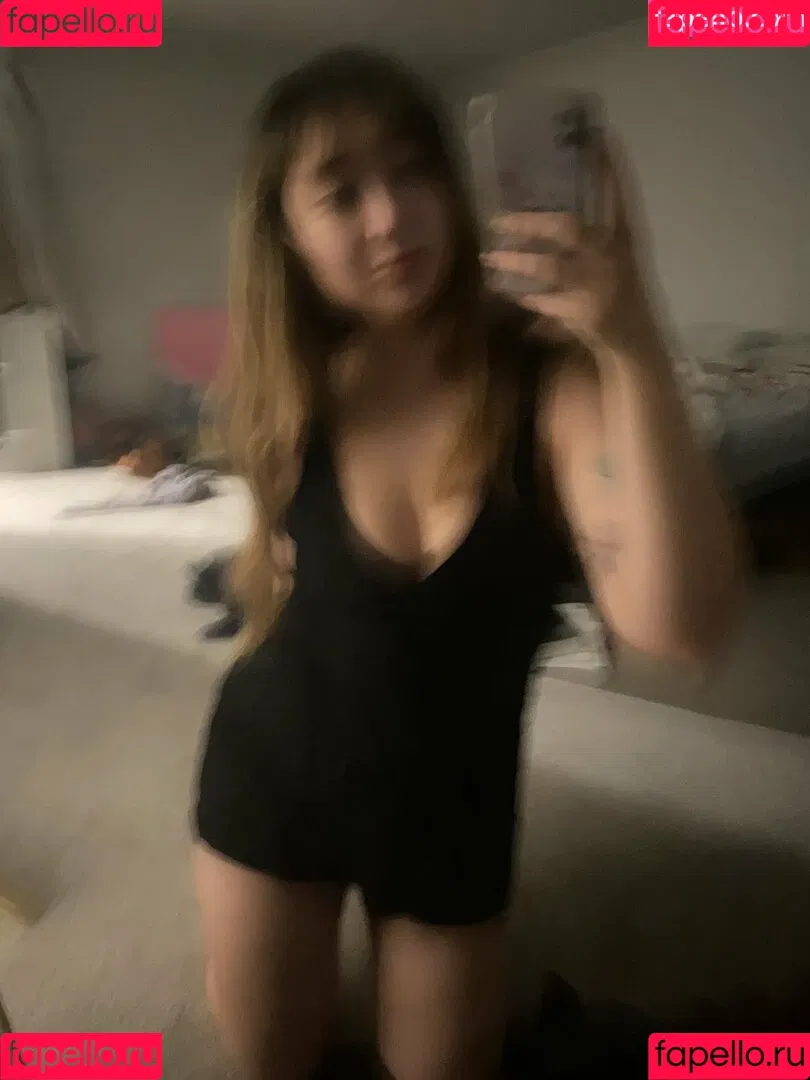 annem_eh Onlyfans Photo Gallery 