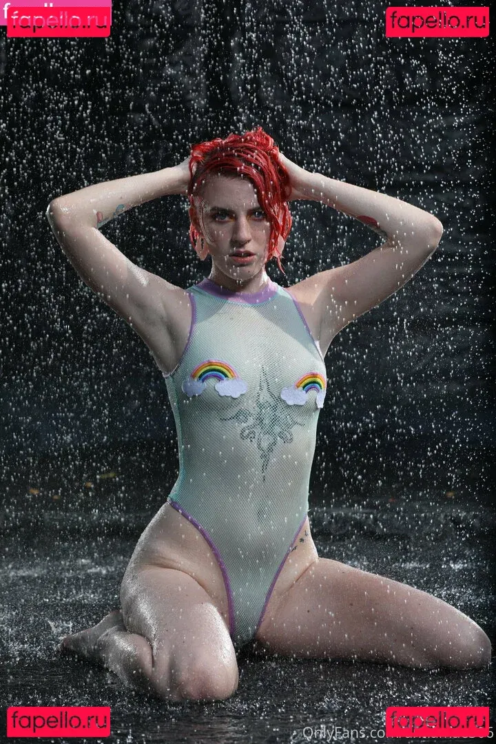 annem_eh Onlyfans Photo Gallery 