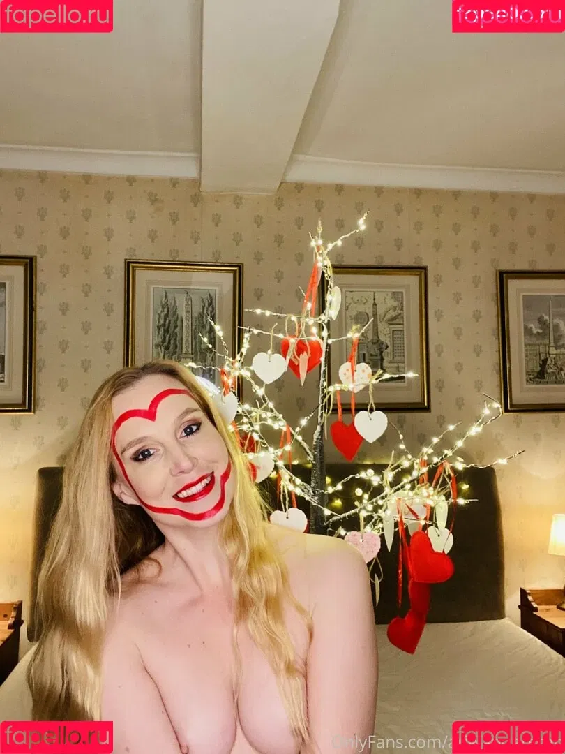 arielanderssen Onlyfans Photo Gallery 