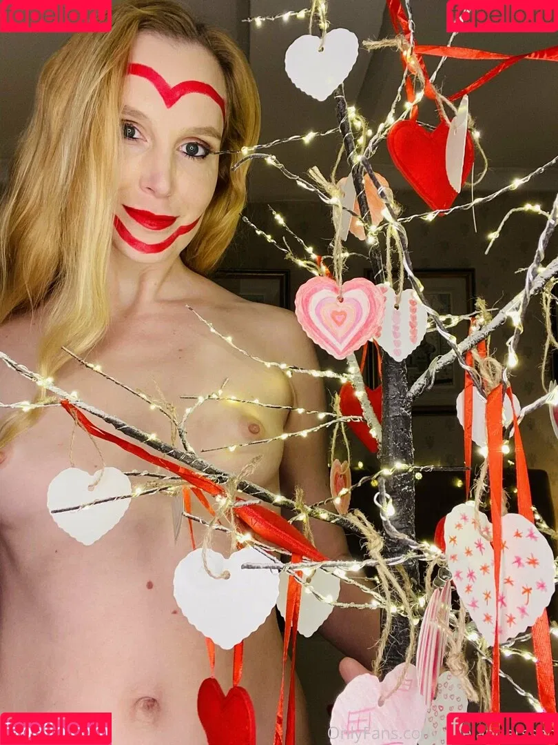 arielanderssen Onlyfans Photo Gallery 