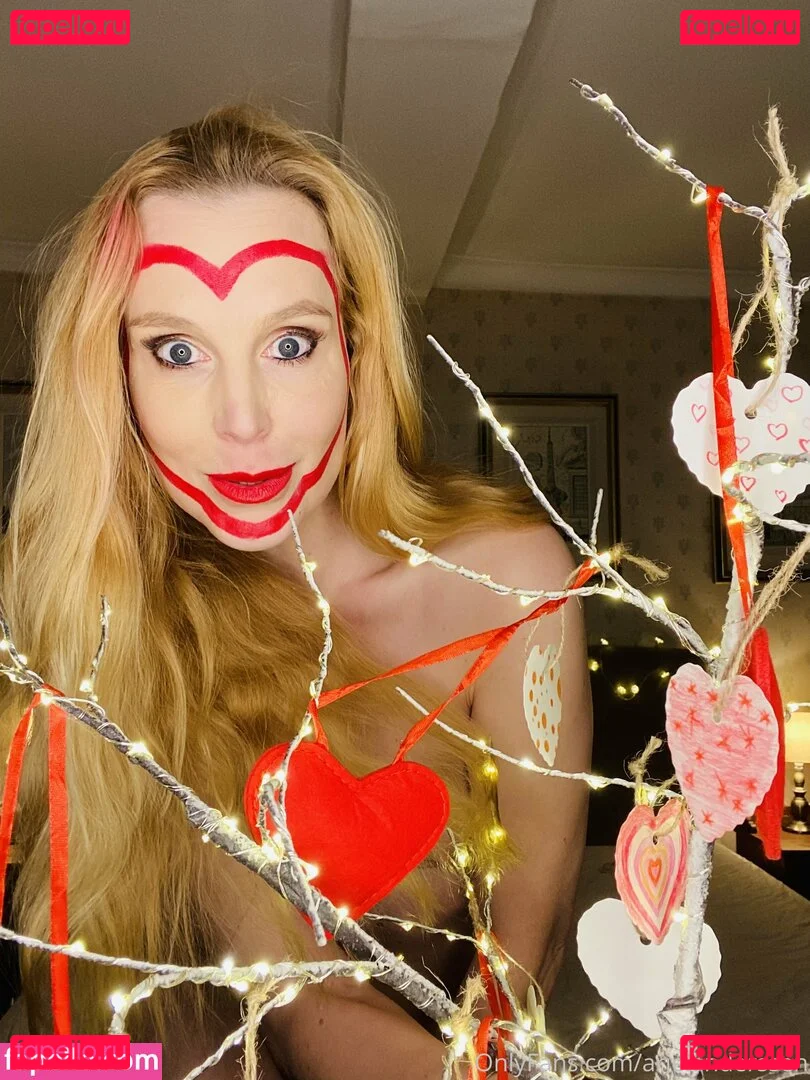 arielanderssen Onlyfans Photo Gallery 