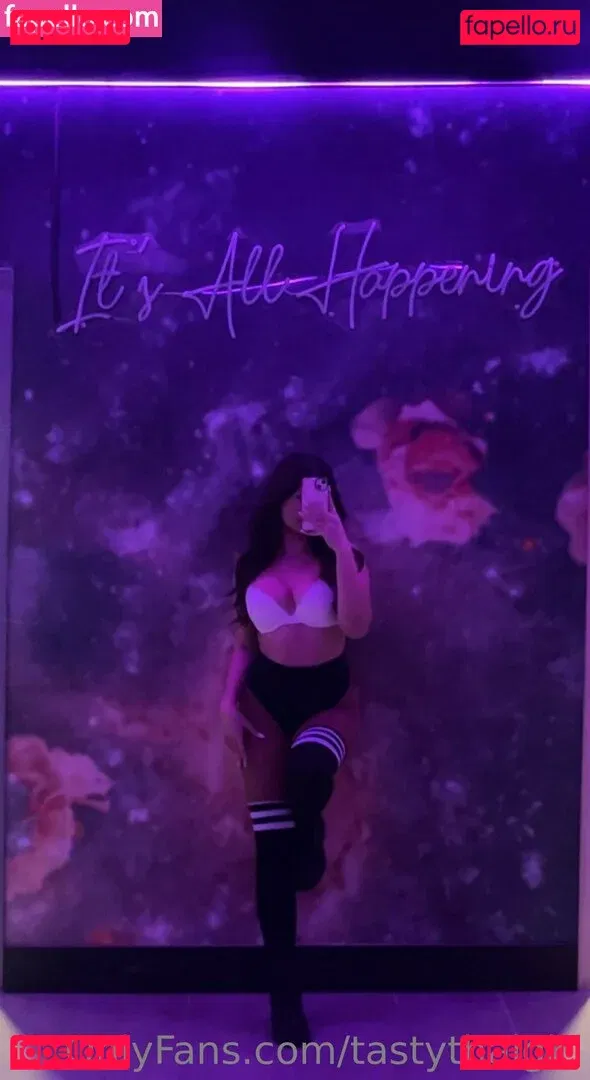 tastythaigirl Onlyfans Photo Gallery 