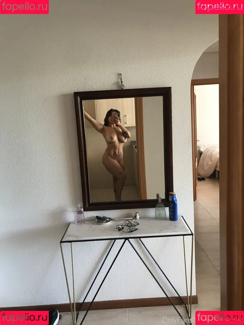 smileemin Onlyfans Photo Gallery 