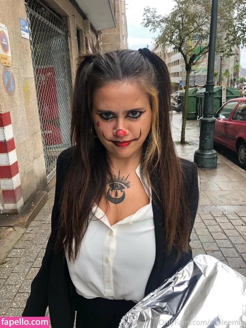 smileemin Onlyfans Photo Gallery 