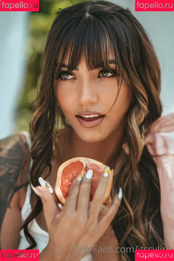 Sylina Ruiz Onlyfans Photo Gallery 