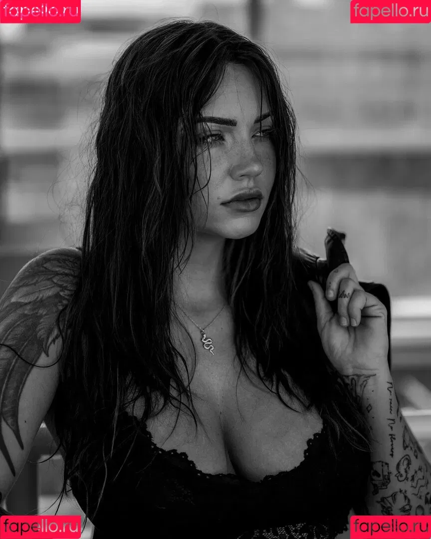 Sylina Ruiz Onlyfans Photo Gallery 