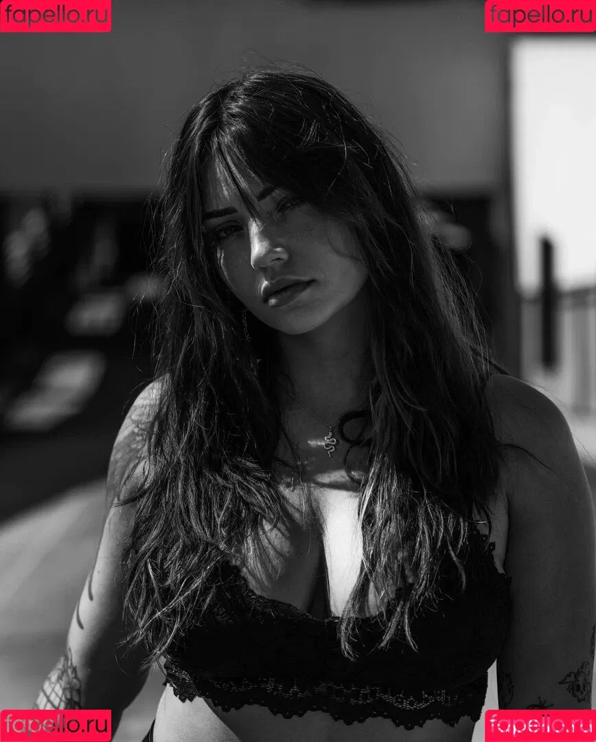 Sylina Ruiz Onlyfans Photo Gallery 