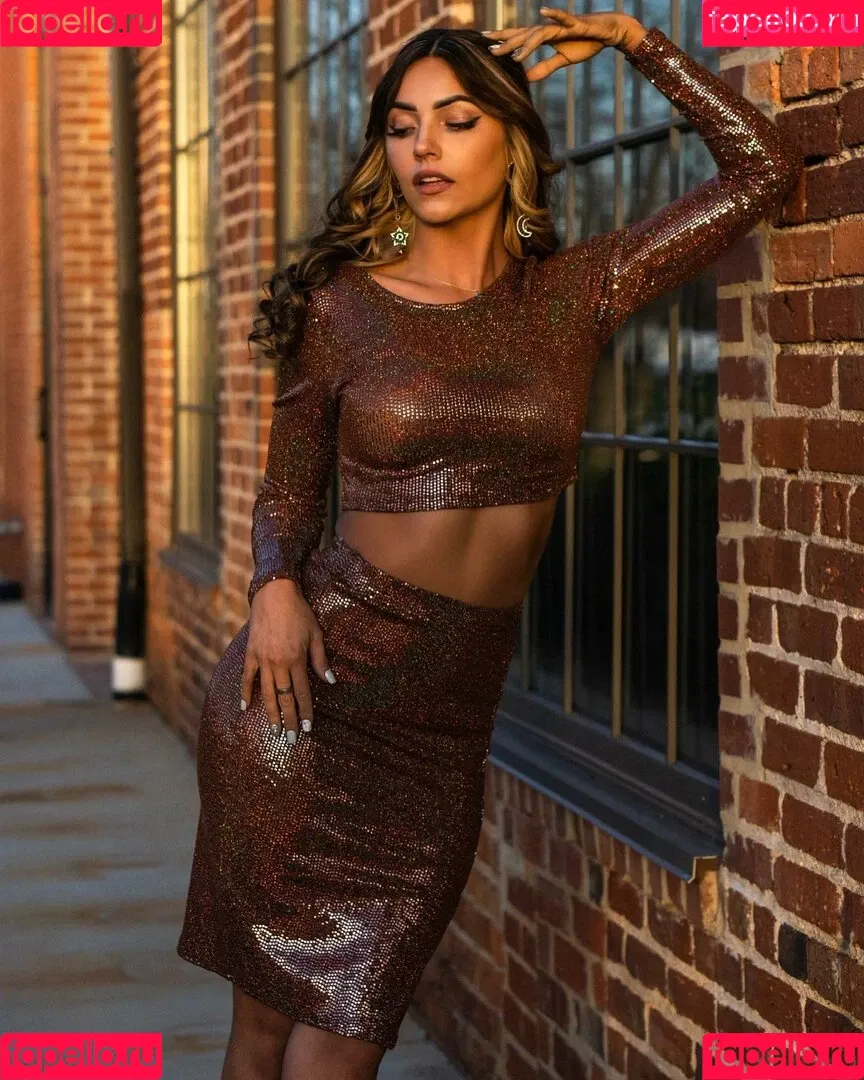 Sylina Ruiz Onlyfans Photo Gallery 