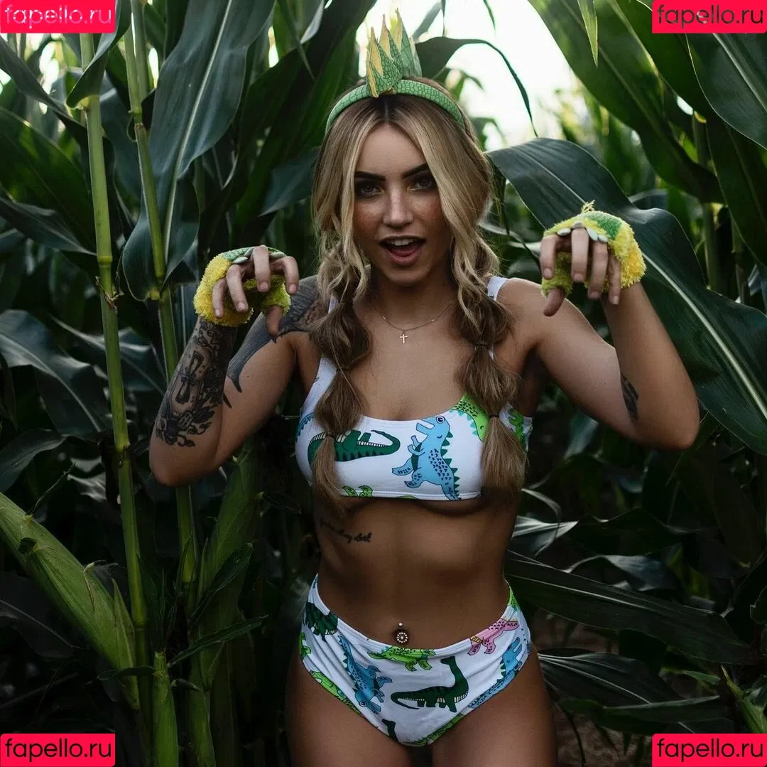 Sylina Ruiz Onlyfans Photo Gallery 