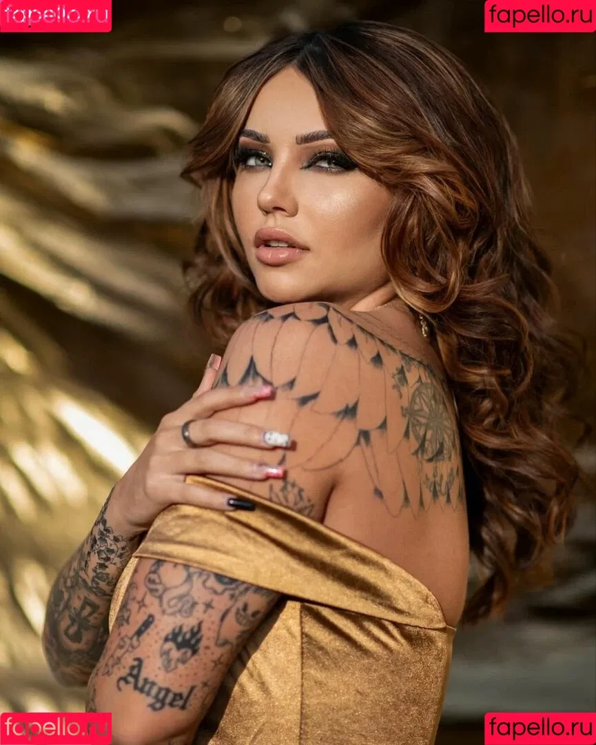 Sylina Ruiz Onlyfans Photo Gallery 