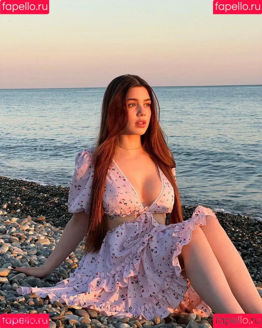 akyuliych Onlyfans Photo Gallery 