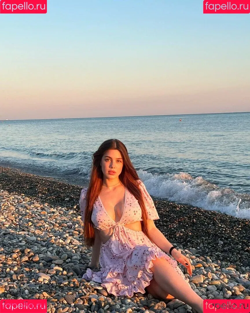 akyuliych Onlyfans Photo Gallery 