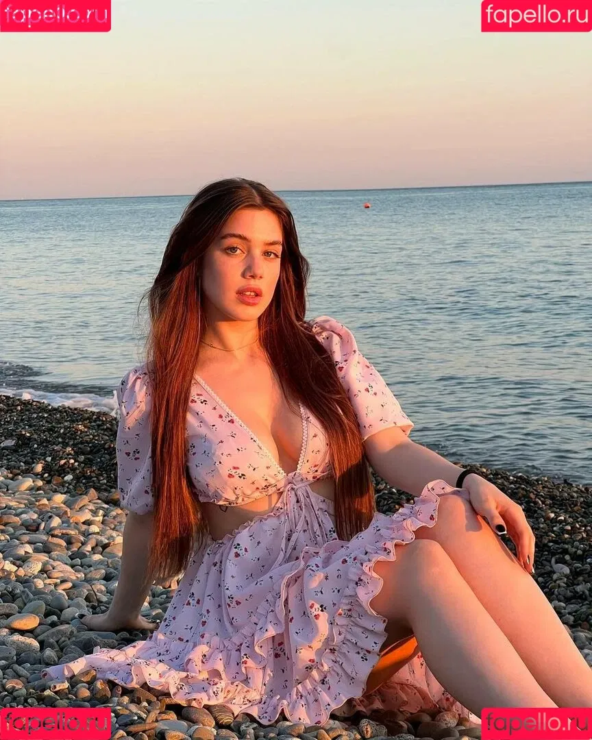 akyuliych Onlyfans Photo Gallery 