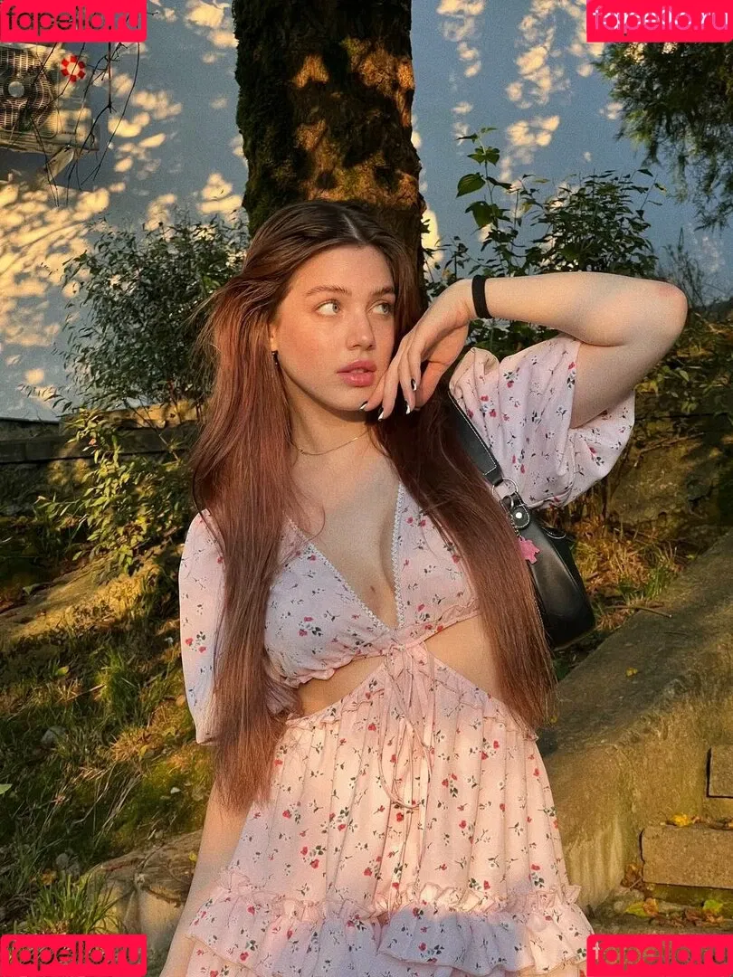 akyuliych Onlyfans Photo Gallery 