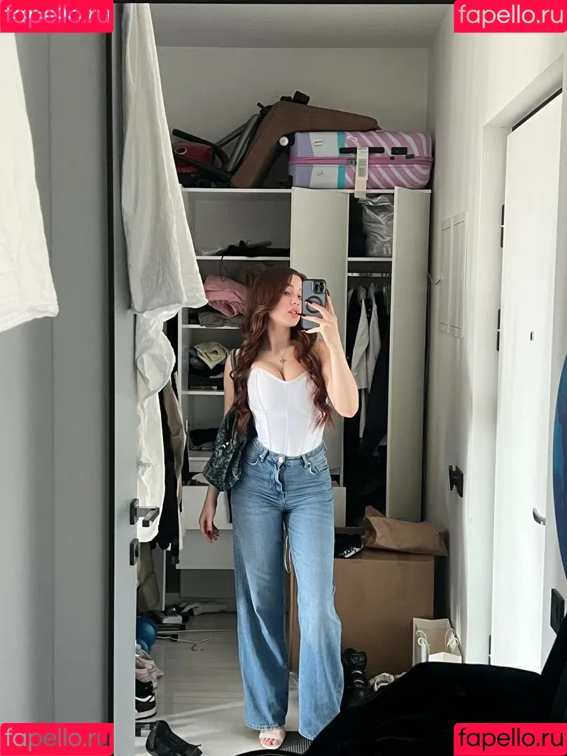 akyuliych Onlyfans Photo Gallery 
