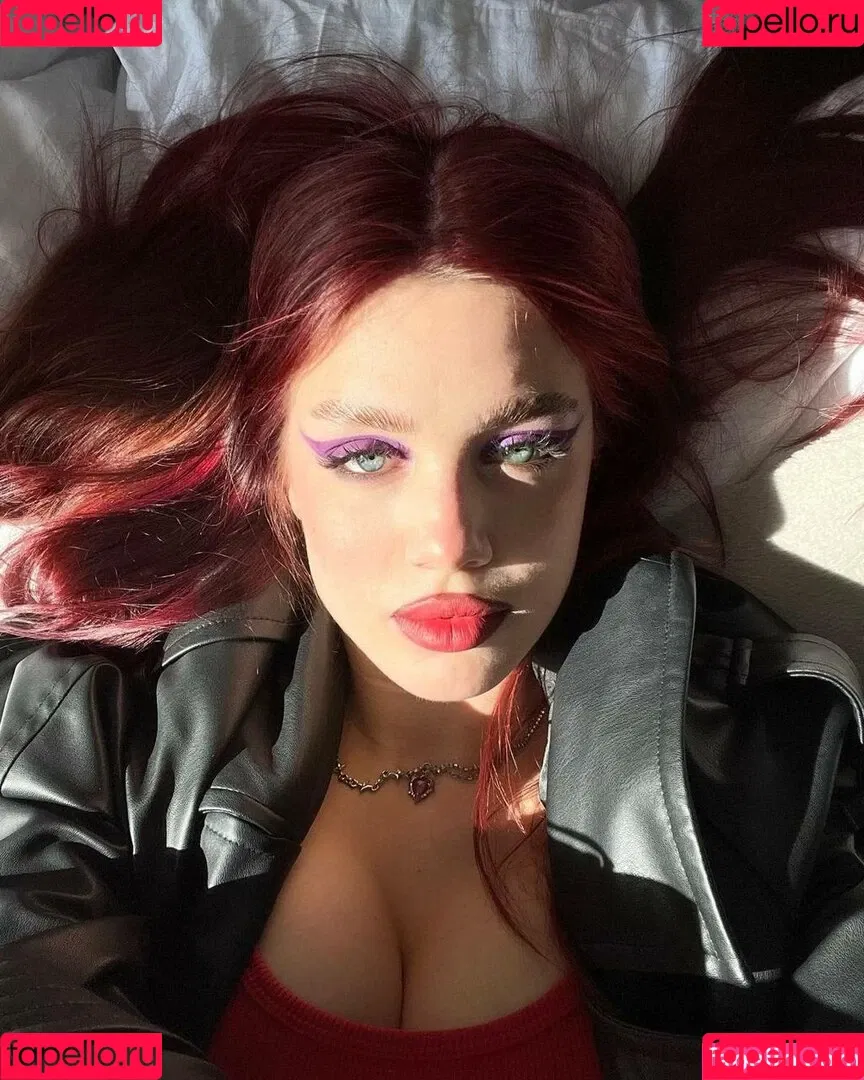 akyuliych Onlyfans Photo Gallery 