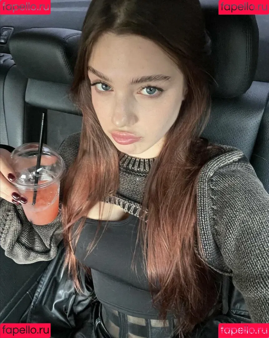 akyuliych Onlyfans Photo Gallery 