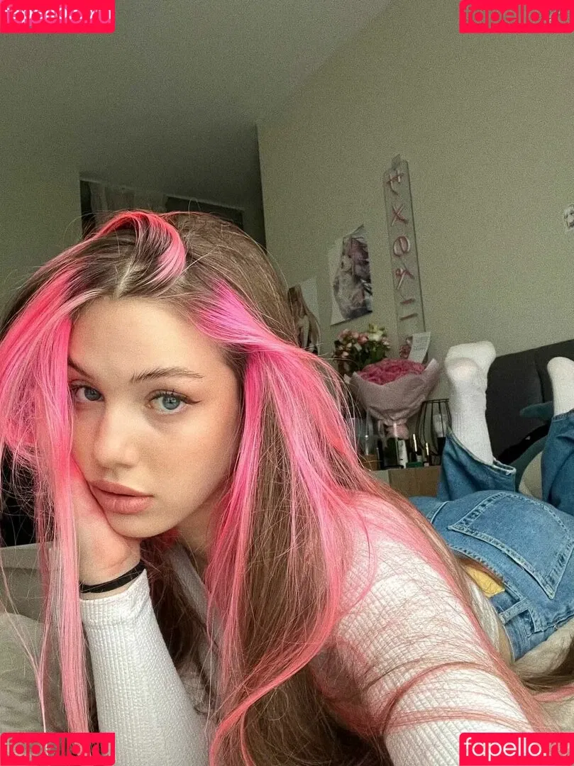 akyuliych Onlyfans Photo Gallery 