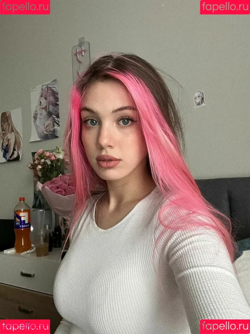akyuliych Onlyfans Photo Gallery 