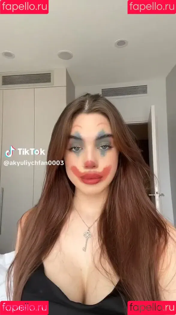 akyuliych Onlyfans Photo Gallery 