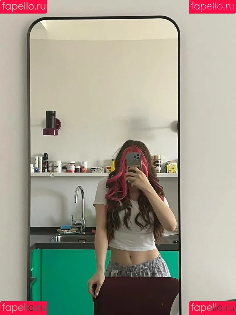 akyuliych Onlyfans Photo Gallery 