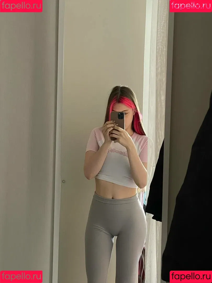 akyuliych Onlyfans Photo Gallery 