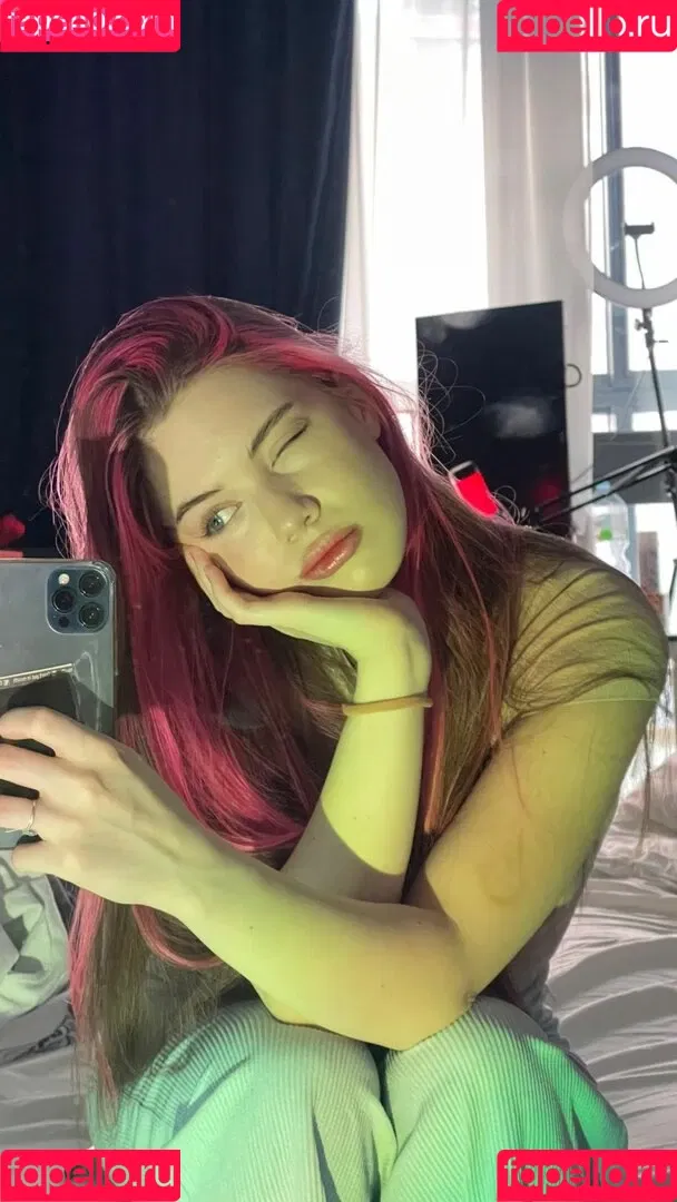 akyuliych Onlyfans Photo Gallery 