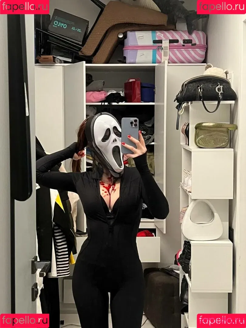 akyuliych Onlyfans Photo Gallery 
