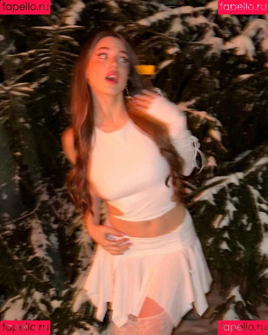 akyuliych Onlyfans Photo Gallery 