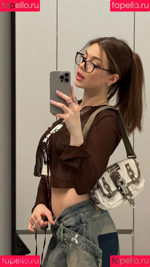 akyuliych Onlyfans Photo Gallery 