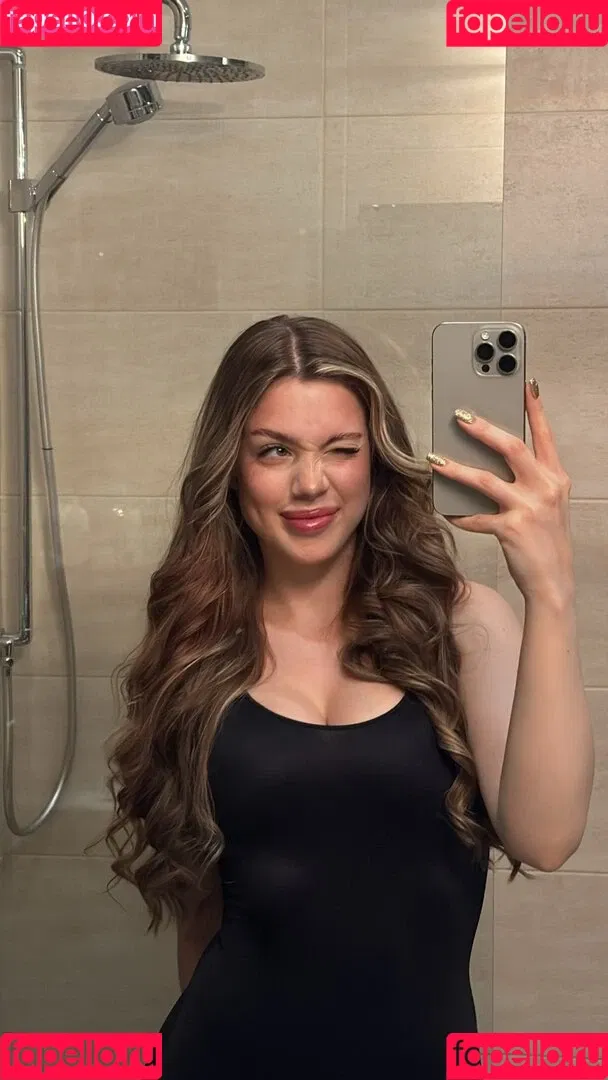 akyuliych Onlyfans Photo Gallery 