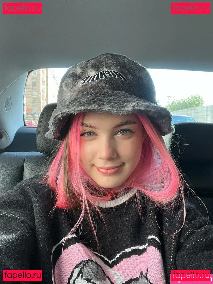 akyuliych Onlyfans Photo Gallery 