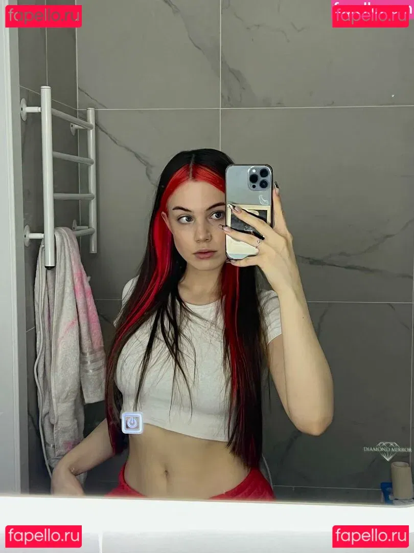 akyuliych Onlyfans Photo Gallery 