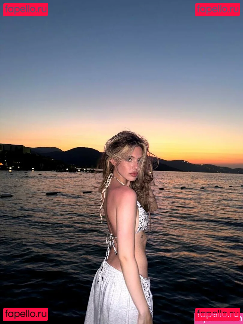 akyuliych Onlyfans Photo Gallery 