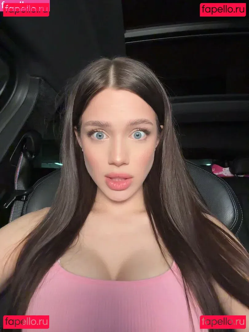 akyuliych Onlyfans Photo Gallery 