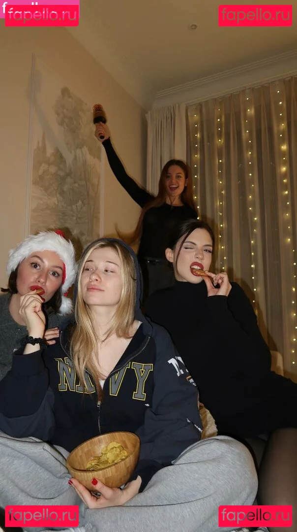 akyuliych Onlyfans Photo Gallery 