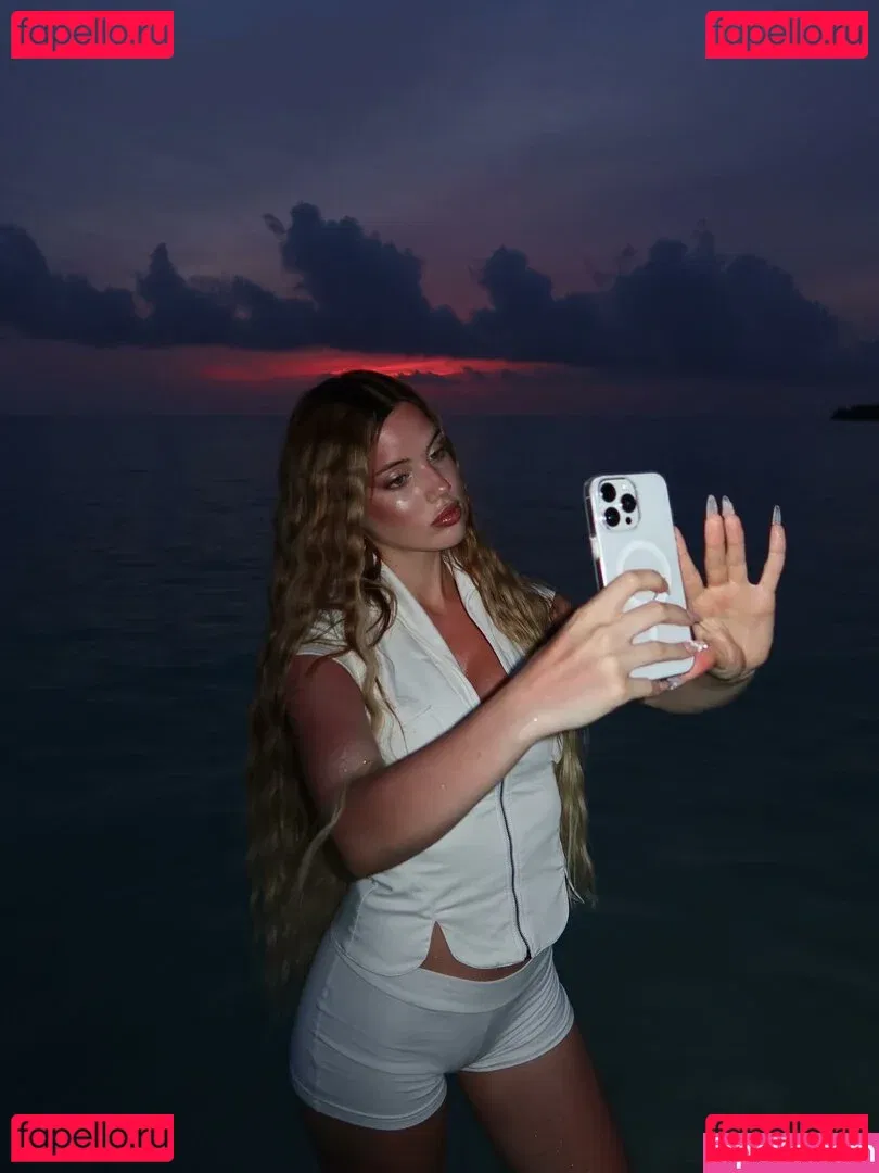 akyuliych Onlyfans Photo Gallery 