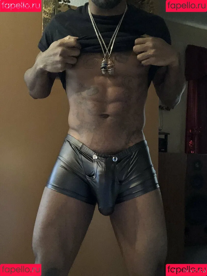 siryoga Onlyfans Photo Gallery 